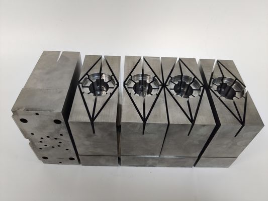 هسته های قالب دقیق H13 (1.2344) | درج های سخت شده برای ابزار تزریق