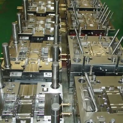 قالب تزریق پلاستیکی 3C محصول S136 دقت بالا