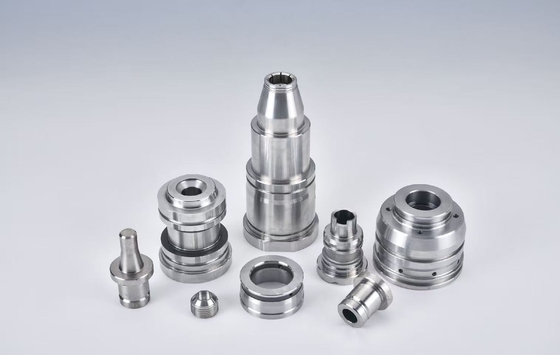 اجزای قالب غیر استاندارد ساخته شده با فولاد Böhler H13 برای بسته بندی آرایشی