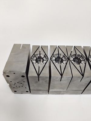 هسته های قالب دقیق H13 (1.2344) | درج های سخت شده برای ابزار تزریق